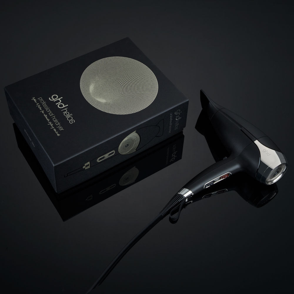مجفف شعر احترافي GHD HELIOS™ باللون الأسود مجفف شعر احترافي GHD HELIOS™ باللون الأسود