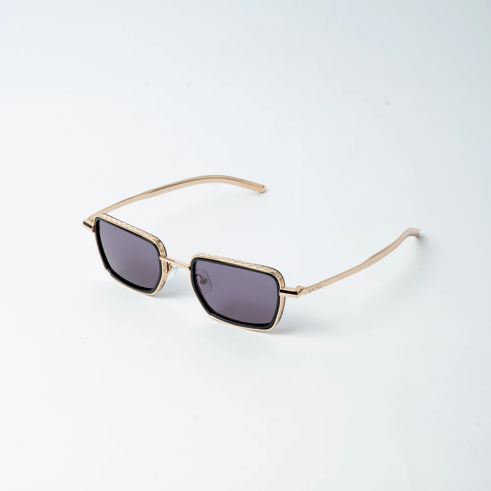 VAYO Ember Polarized Rectangular Sunglass Black