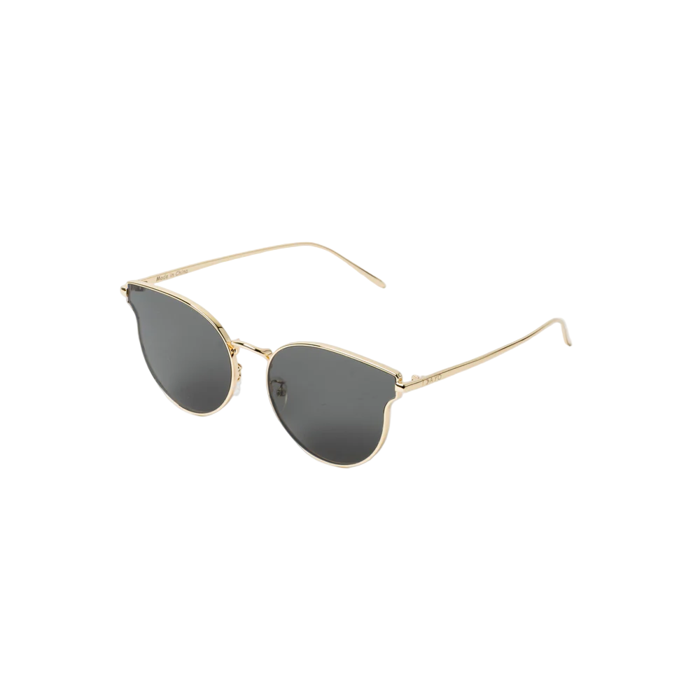 VAYO Soleil Cat Eye Sunglass for Women  Black