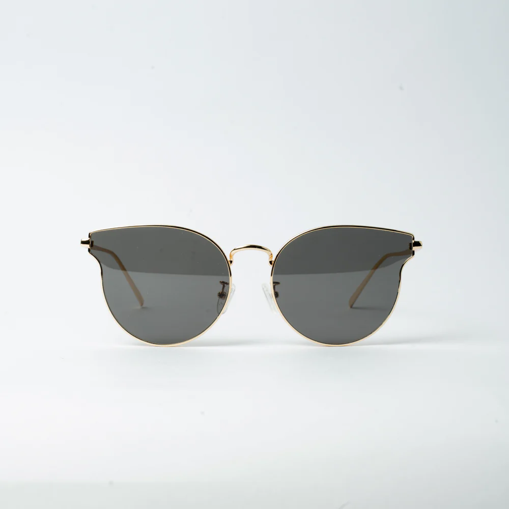VAYO Soleil Cat Eye Sunglass for Women  Black