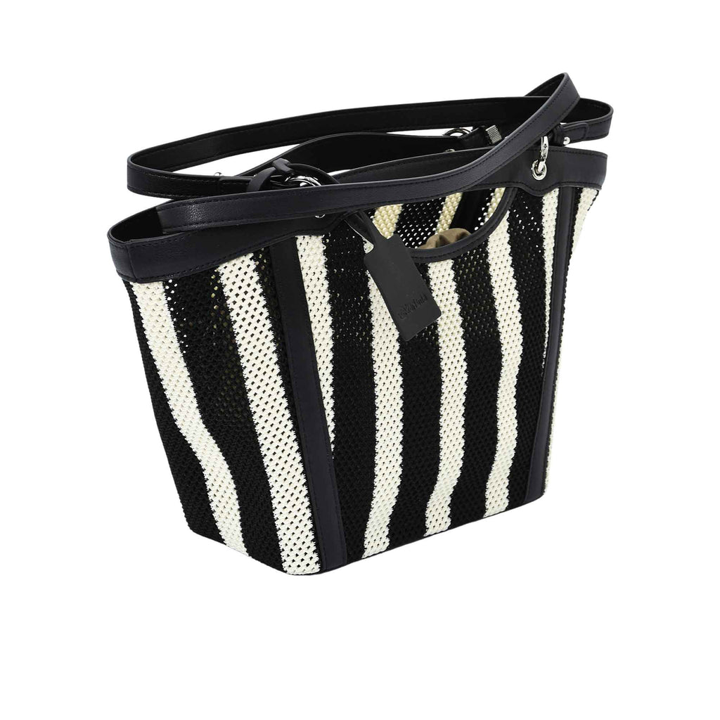 KARISMA Lady Bag in black color for women