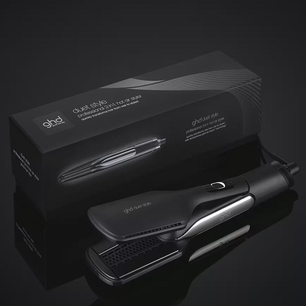 مصفف الهواء الساخن الجديد GHD Duet Style باللون الأسود مصفف الهواء الساخن الجديد GHD Duet Style باللون الأسود
