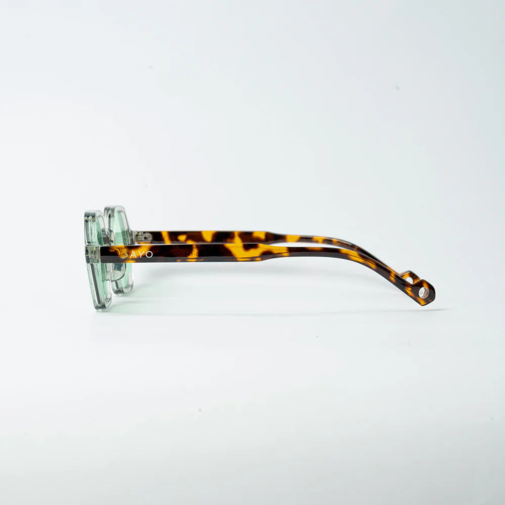 VAYO Edge Where Shape Meets Style Sunglass Green VAYO Edge Where Shape Meets Style Sunglass Green