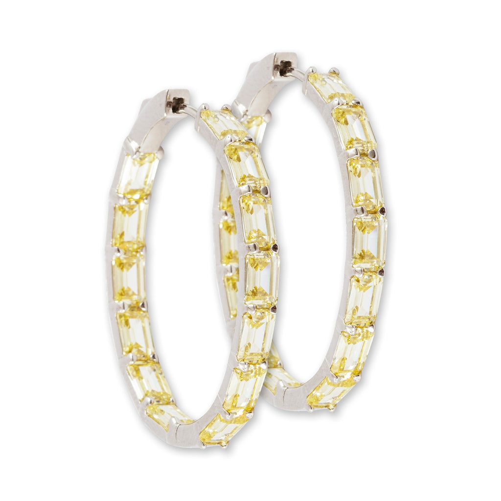 Lara Heems JLO Hoop Earrings in Yellow – Fashionable gold-tone hoops at Paris Gallery Qatar