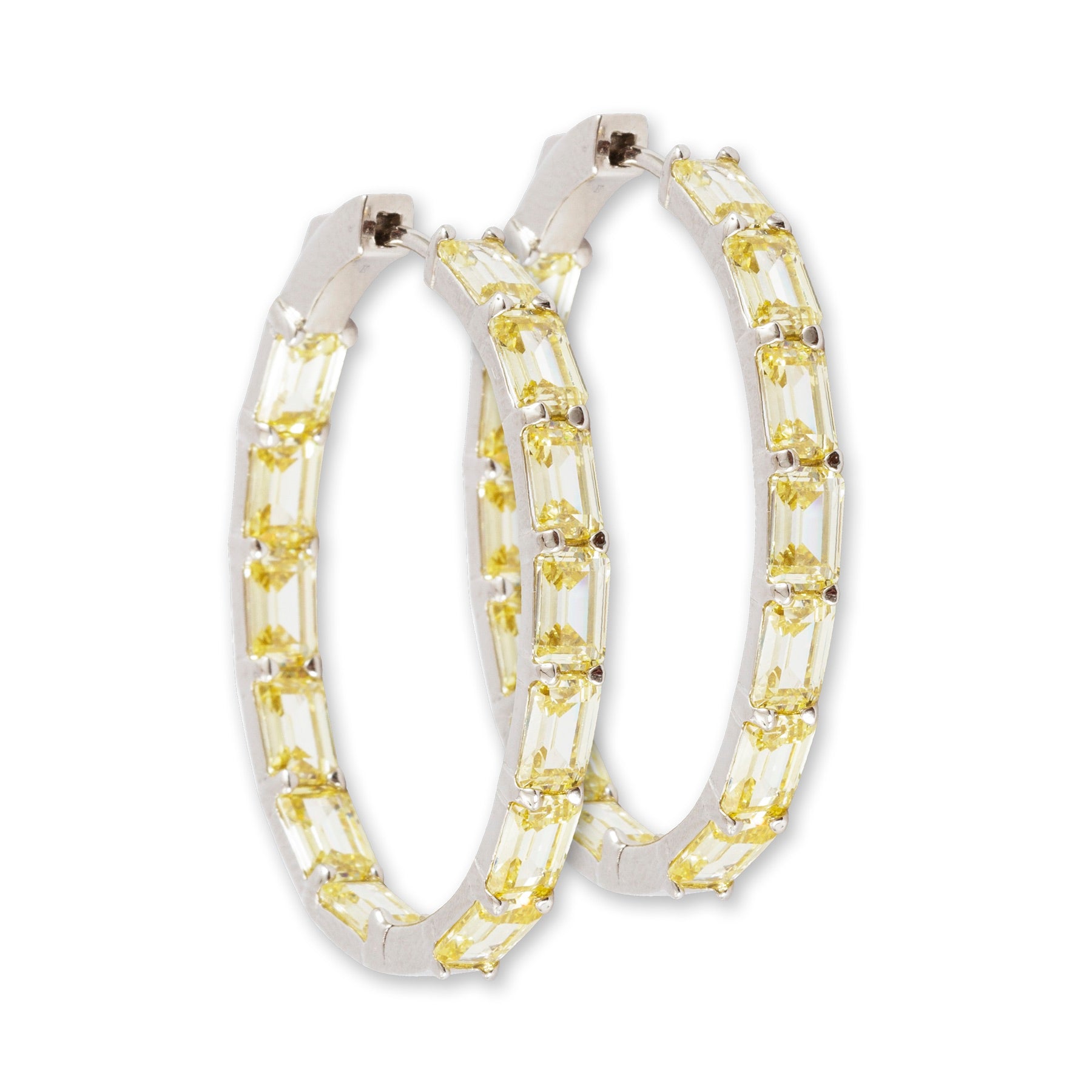Lara Heems JLO Hoop Earrings in Yellow – Fashionable gold-tone hoops at Paris Gallery Qatar