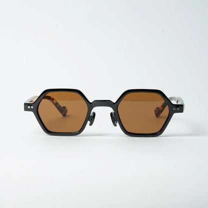 VAYO Ember Sharp Angles Smooth Confidence Sunglass Brown