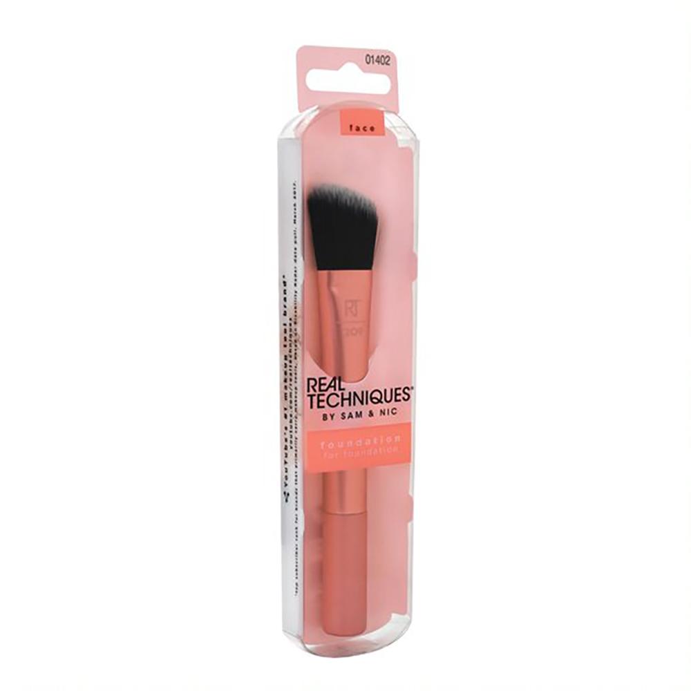 Real Techniques Foundation Brush