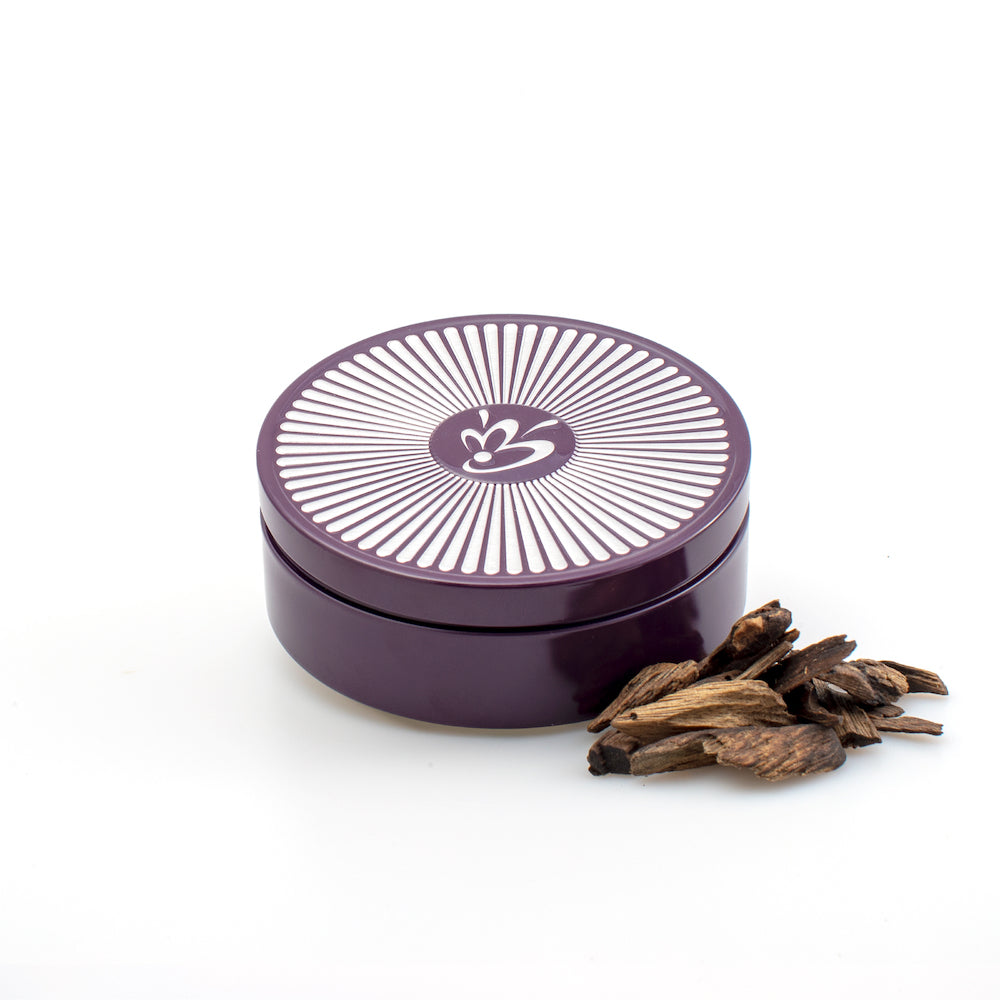 Shiny Oud Wood, 50g Secondary image